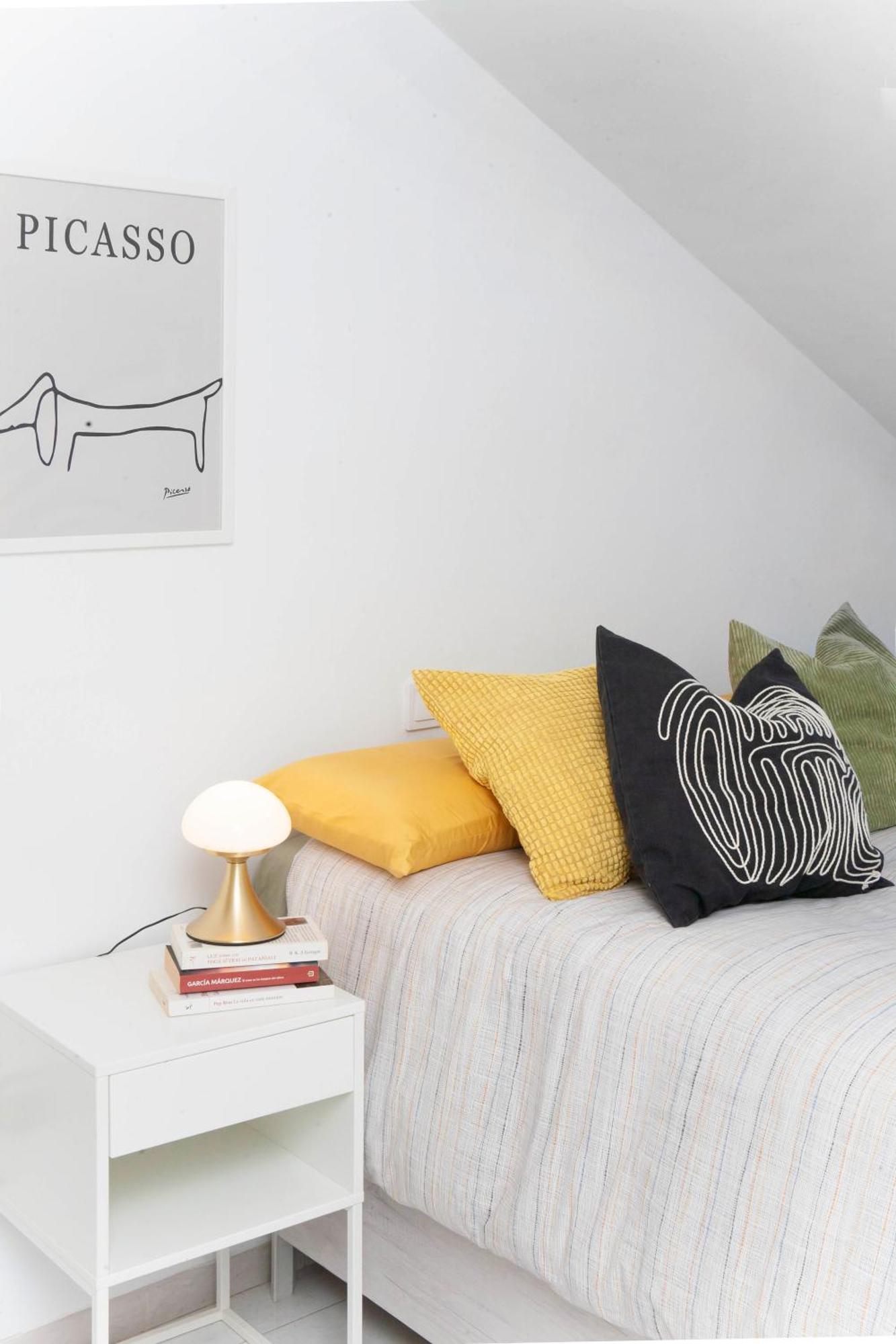 Picasso'S Dream Cozy & Chic Attic Plaza Merced Малага Экстерьер фото